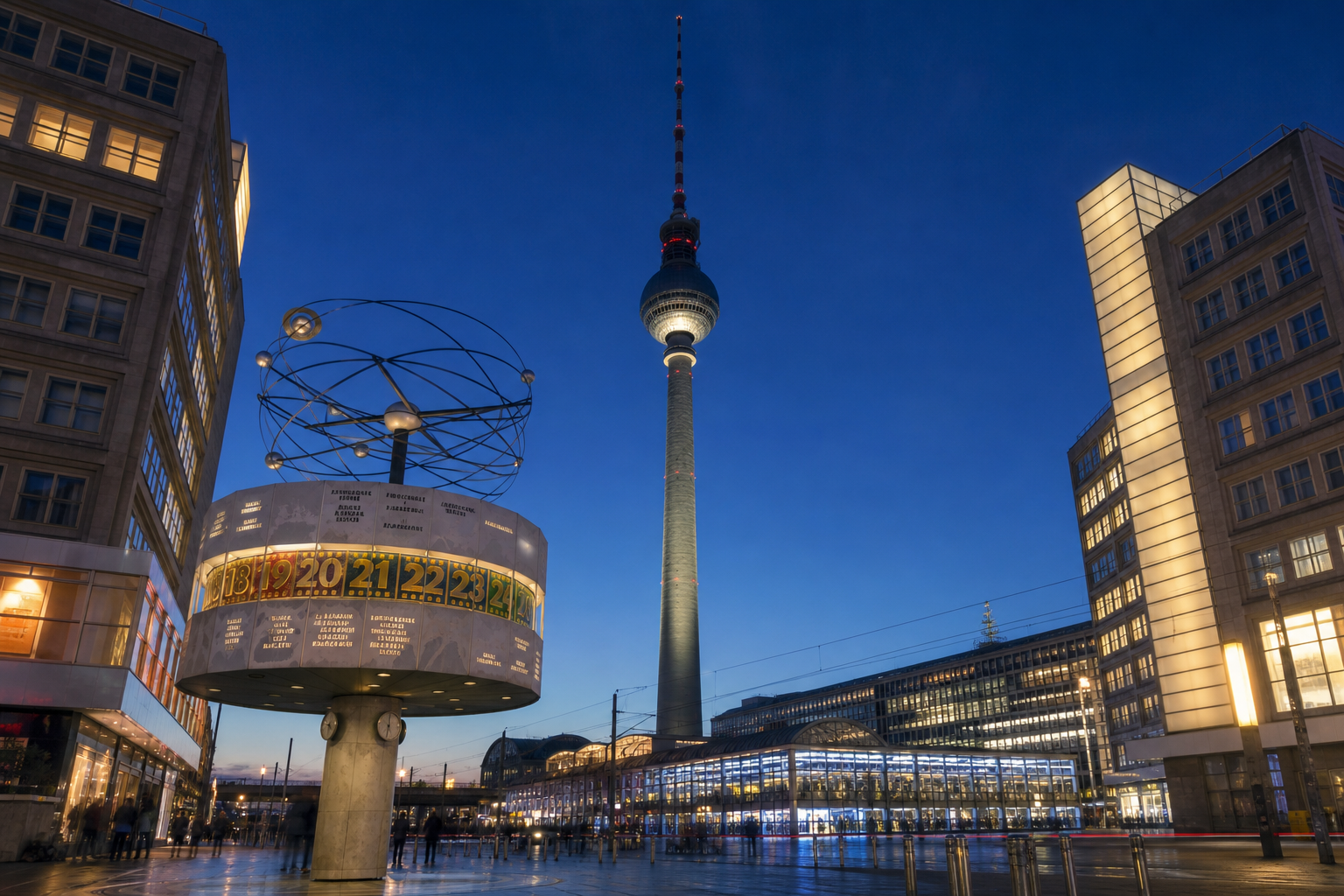 Fernsehturm und Weltzeituhr am Alexanderplatz