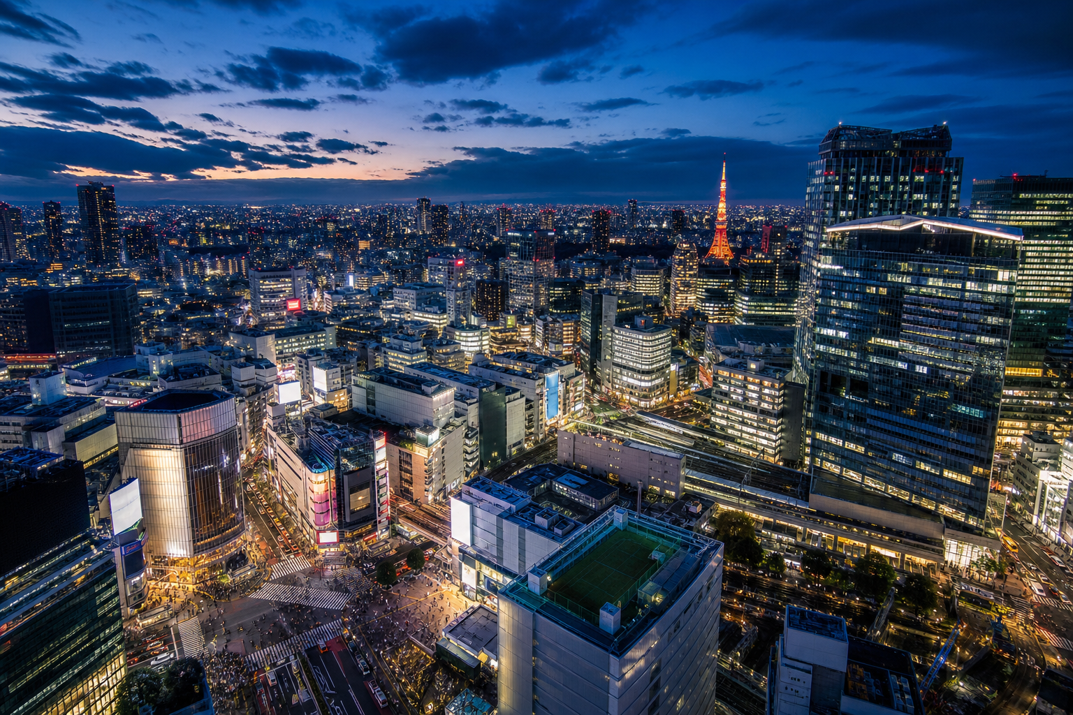 Tokios Skyline mit Shibuya und Tokyo Tower bei Nacht